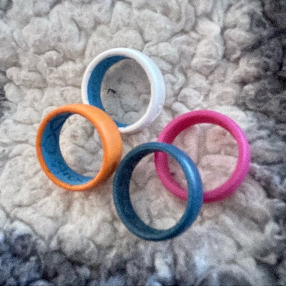 Silicone Rings Set - Picture 4 of 15